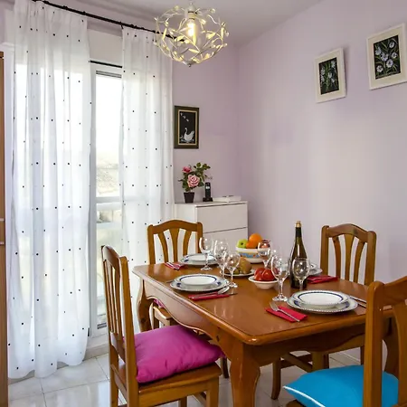 Appartement Dianium-2 By Interhome